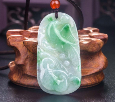 高糯化翡翠牌子的價(jià)格影響因素及市場(chǎng)行情